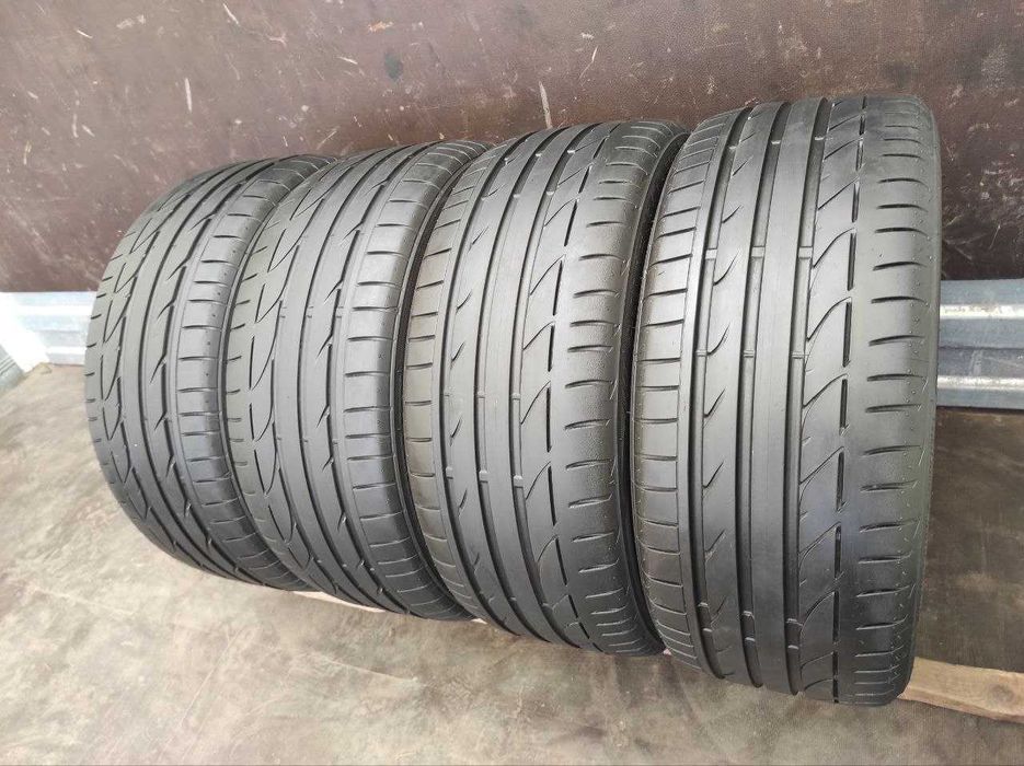 Bridgestone Potenza S001 225/40r18 4шт, ЛЕТО. Привезены из Германии