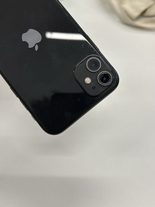 Iphone 11 com bateria 100%