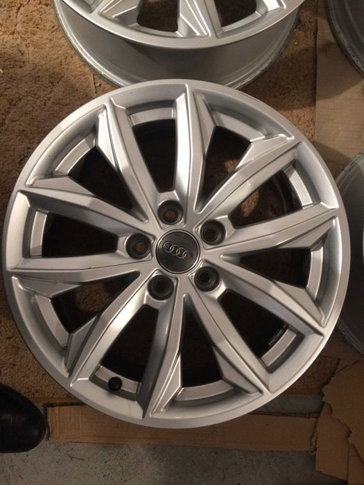Felgi aluminiowe 17' Oryginalne Audi VW Skoda Seat 7x17 5x112 Jak nowe