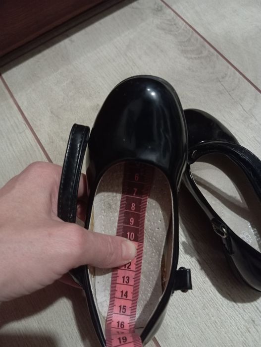 Туфлі для дівчинки