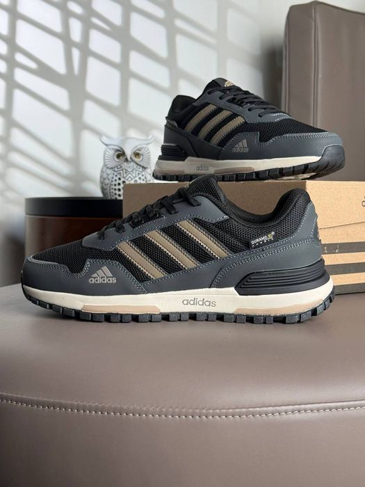 adidas zx 700 - купити чоловіче взуття - Ціна на OLX.ua