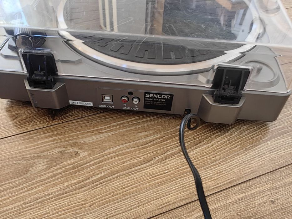 Sencor Gramofon.