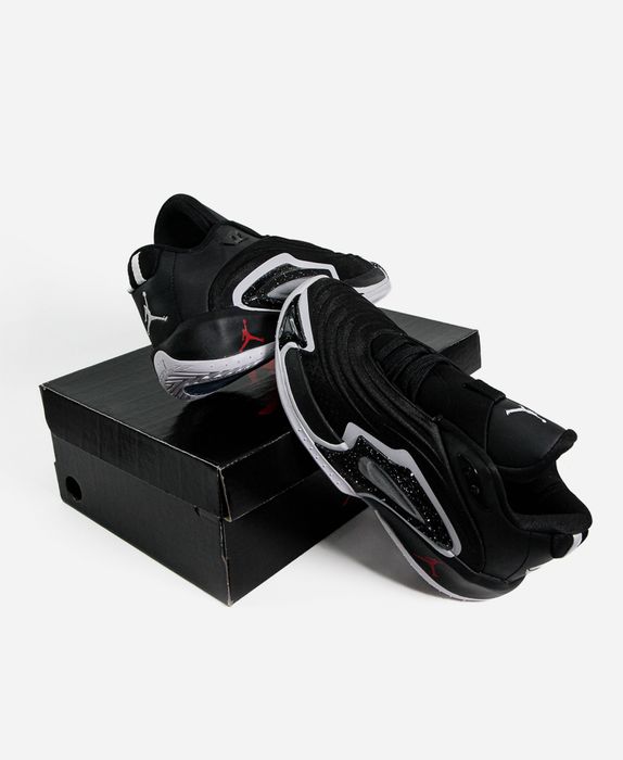 Air Jordan Luka Black/White