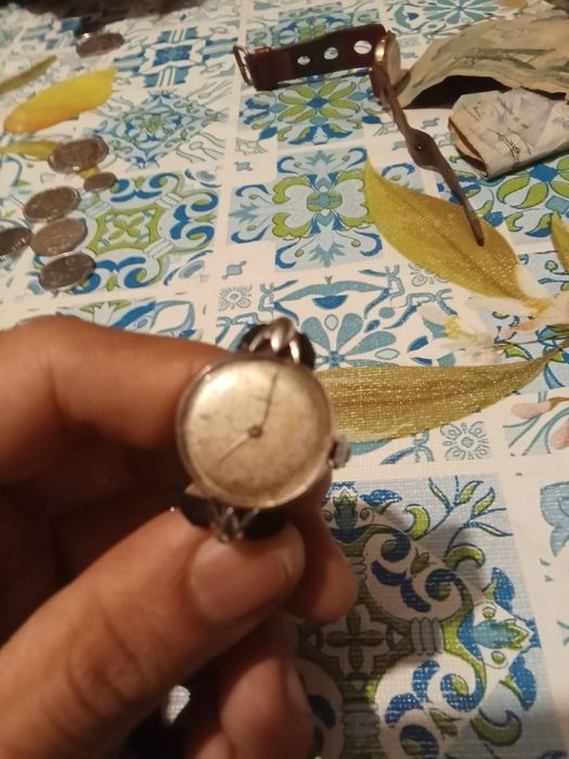 Relógio de homem para venda muito bom