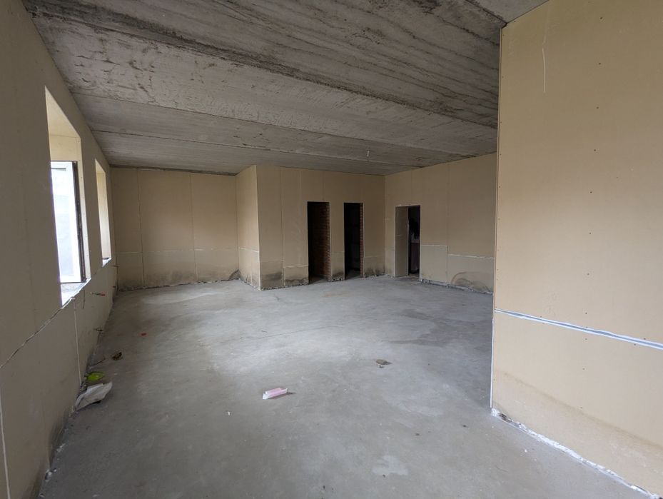 Комерційне приміщення 103м2