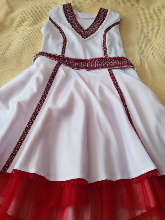 Вишита сукня, вишиванки