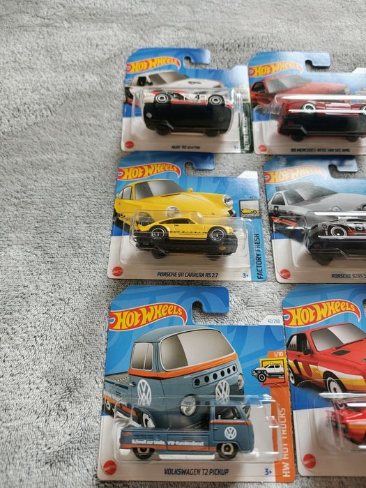 Zestaw 6 resoraków Hot Wheels 2023/2024