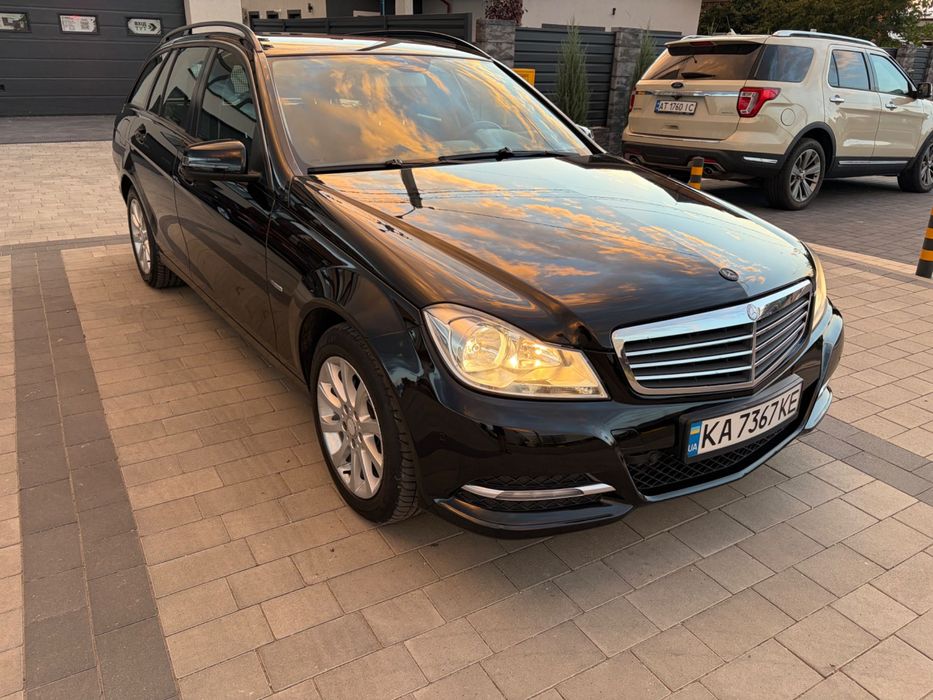 Mercedes Benz C 2.2 дизель автомат