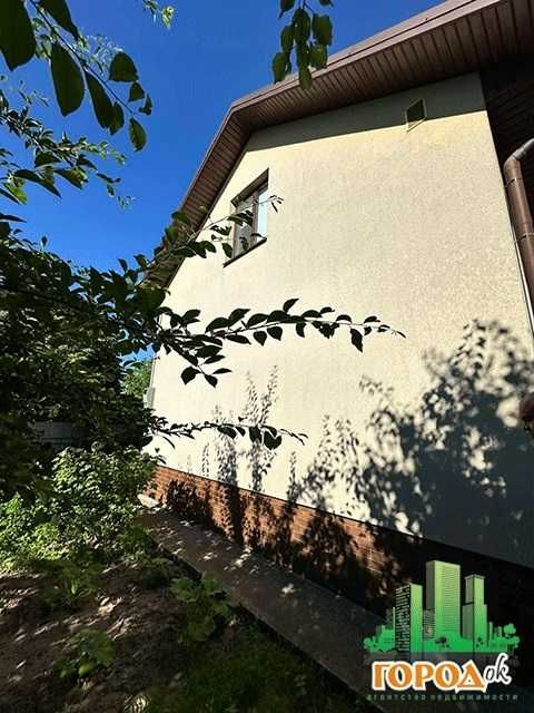 Продаж будинку-дачі біля води