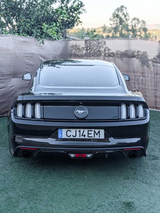 Ford Mustang 2.3T PREMIUM — photo 5