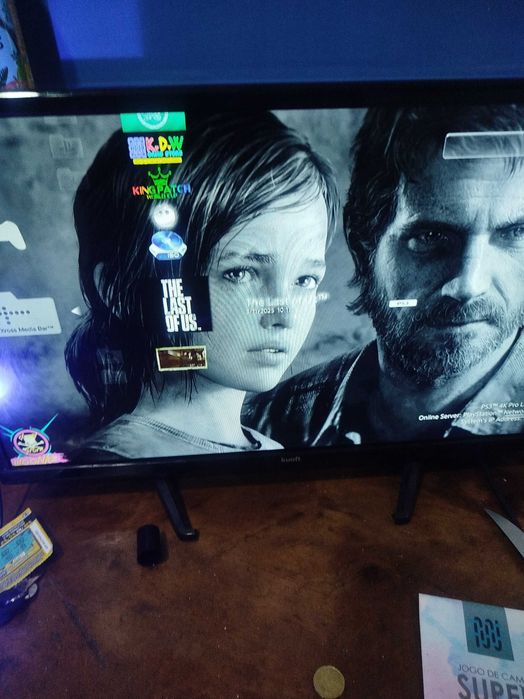 PS3 semi nova a venda e Desbloqueada cheia de Jogos