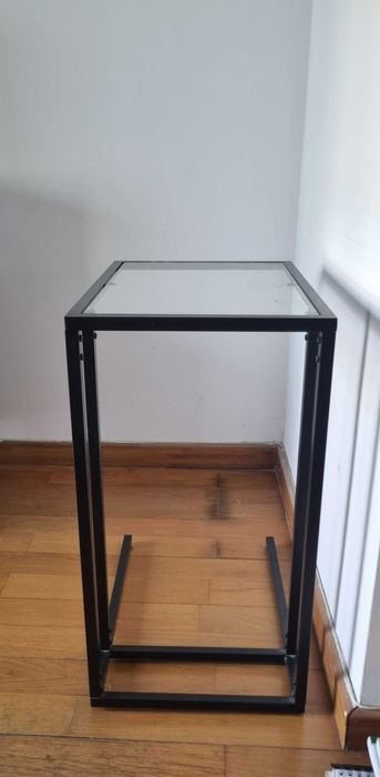 Mesa de apoio em vidro