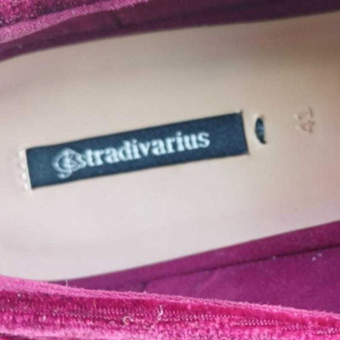 Женские новые туфлі-макасины вeлюр -замша stradivarius. размер 40,5-41