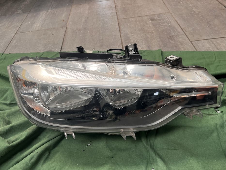 Par oticas bmw f31