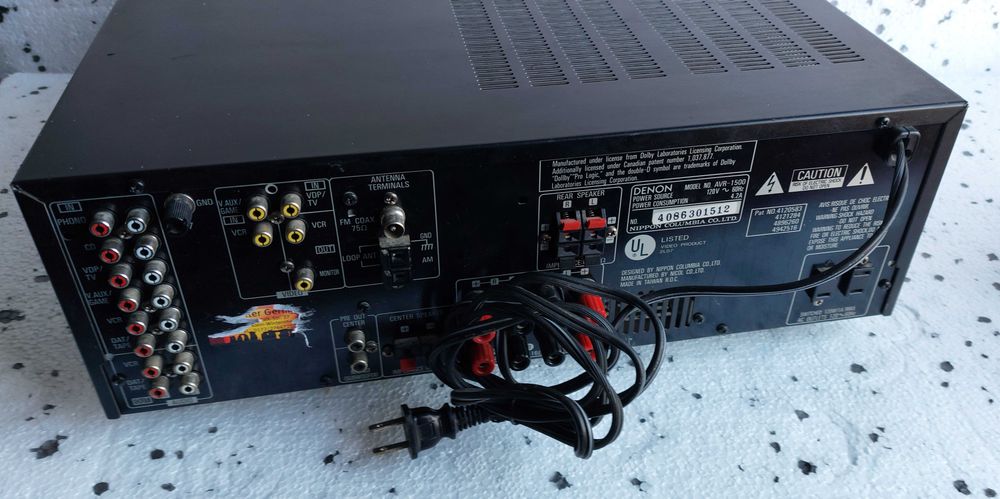 Denon AVR-1500 amplituner