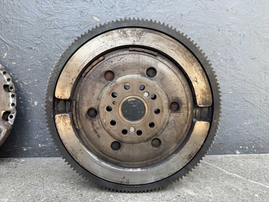 Сцепления Корзина Диск Маховик Демпфер Opel Vectra B C 2.0 TDi 2.2 TDi