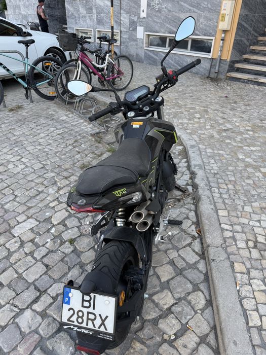 Moto tornado naked