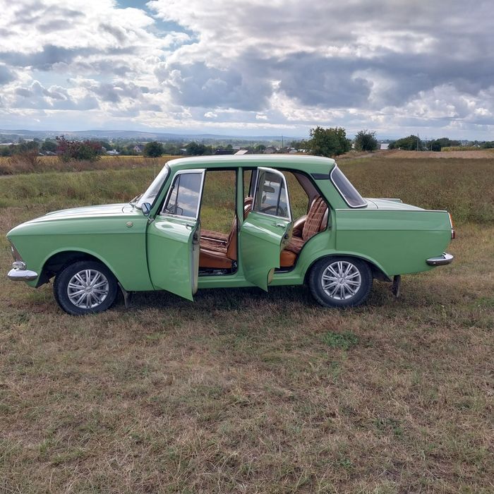 Автомобіль, капсула часу ІЖ412
