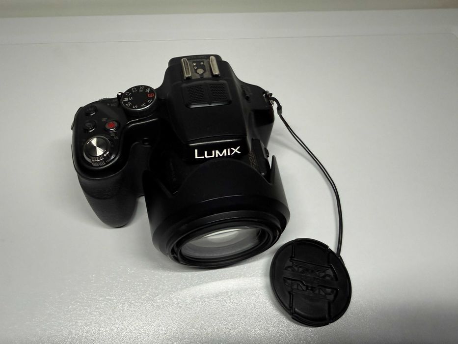 Panasonic Lumix FZ200