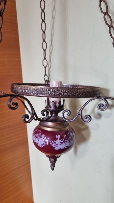 Старовина; люстра; світильник; бронзова латуть