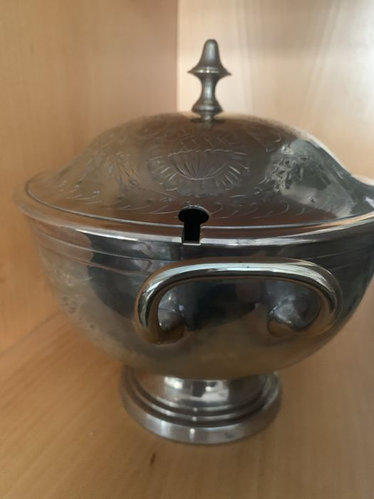 Terrina decorativa .