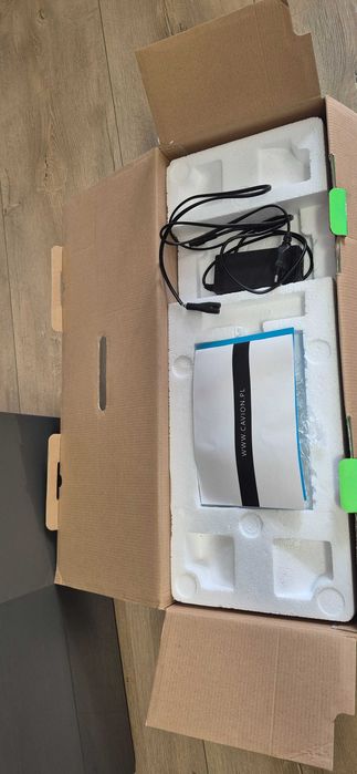 Deska elektryczna  Cavion GO z bluetooth. Stan badrdzo dobry.