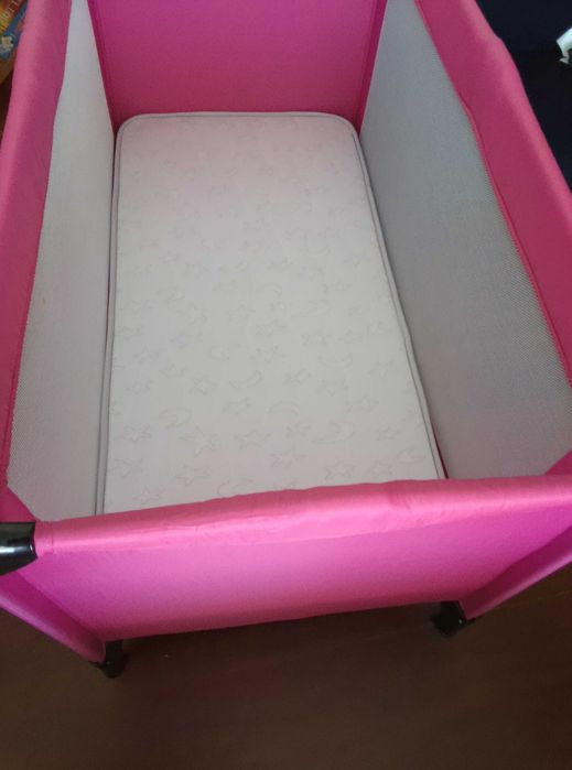 Cama viagem bébé "Zippy" + colchão ortopédico + roupa de cama
