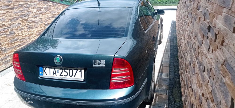Skoda superb 2,5 163km automat