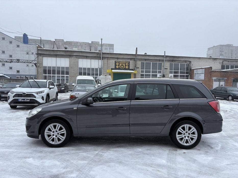 !АВТОМАТ! Опель Астра 2009 року з Голландії