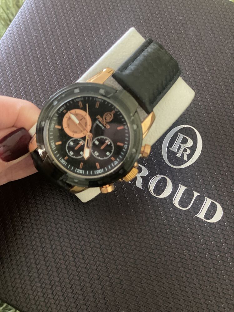 Proud quartz watch top