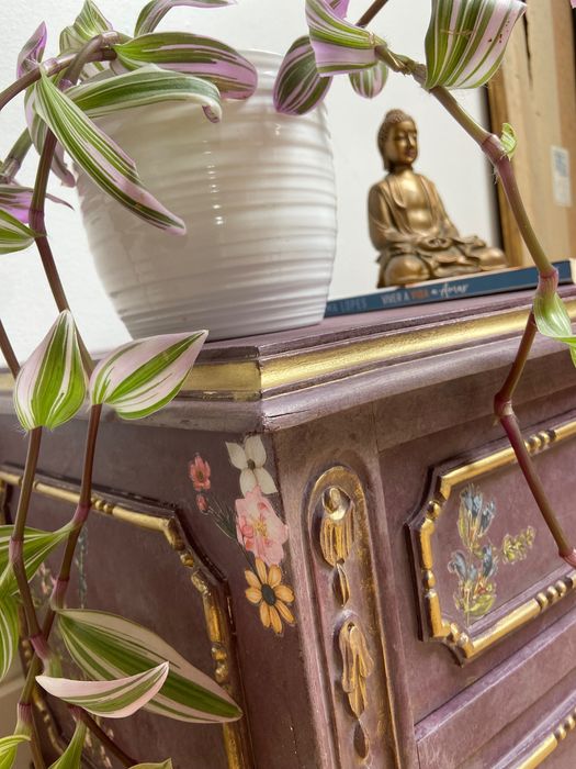 Mesinha de cabeceira