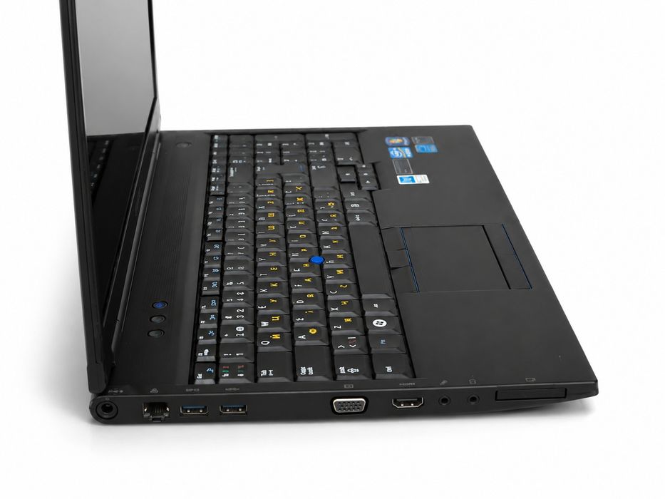 Игровой  ноутбук Samsung 400b  (Core i5/ 8Gb/750Gb/video 2Gb)