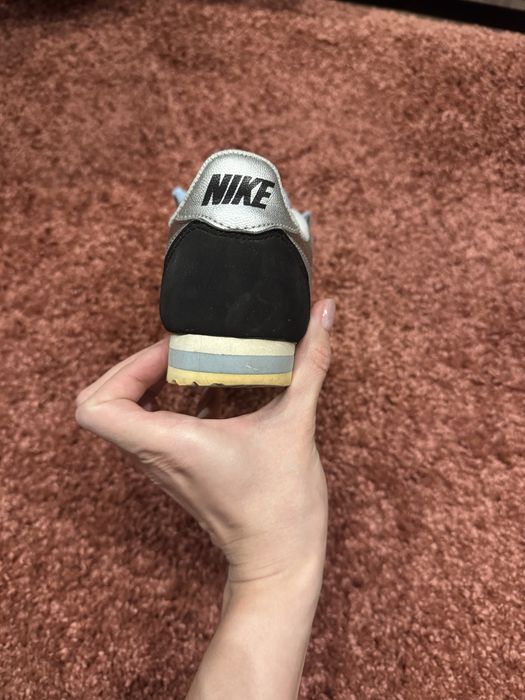 Nike cortez р.39