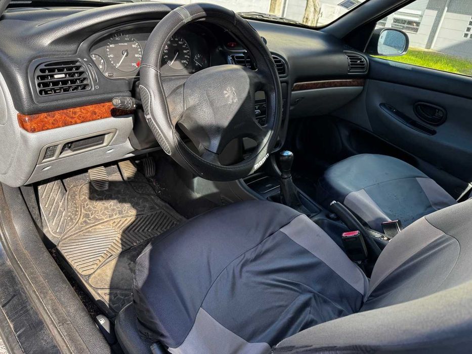 Peugeot 406 (1999)
