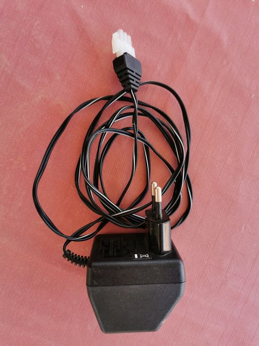 Carregador BLACK & DECKER