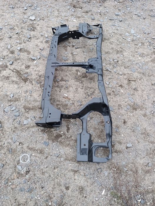 Панель передняя телевизор Nissan Almera N16 2000-2006 Новая.