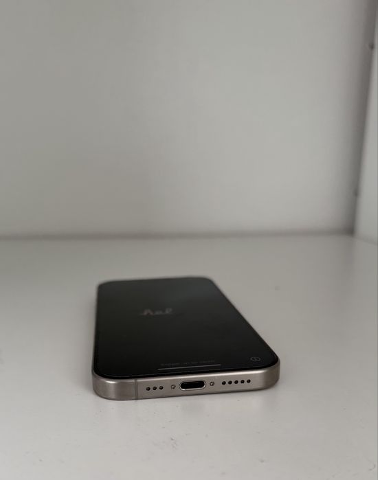 iPhone 15 Pro 128 GB – Titan Naturalny – stan bardzo dobry