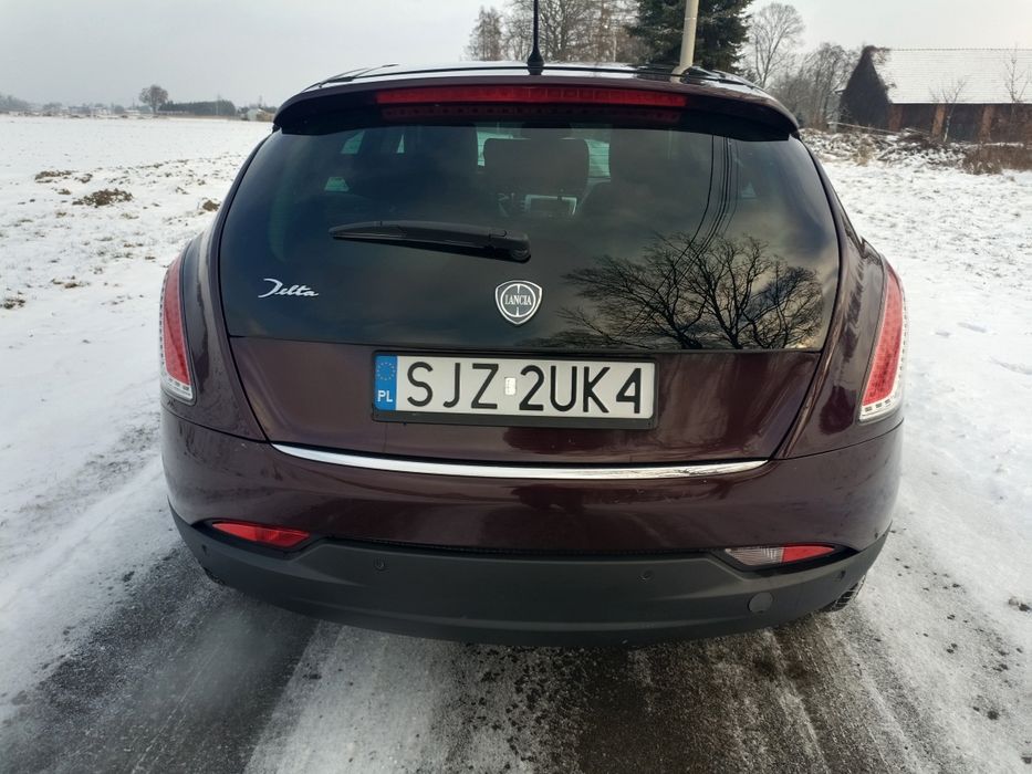 Lancia Delta 1.6 bogate wyposażenie doinwestowany