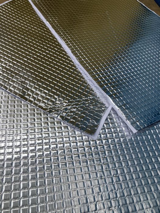 Виброизоляция для авто 2 мм размер  листа 50х35 мм, Шумоизоляция