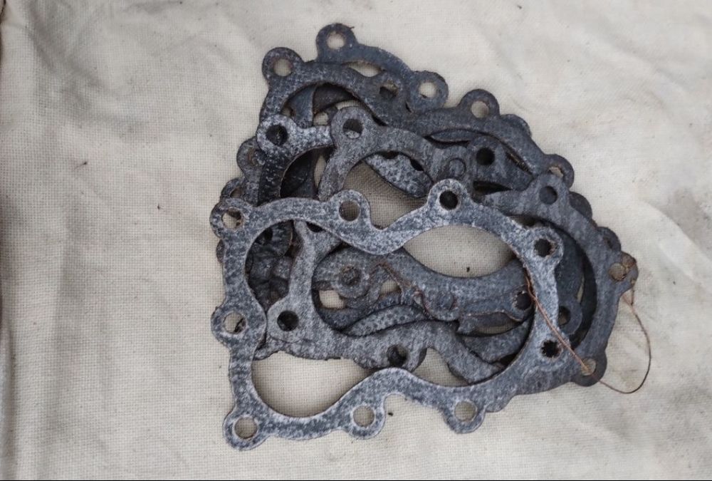 Запчастини до двигуна  Уд-1,Уд-2 -СССР.