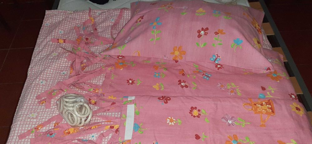 Cama de menina madeira maciça