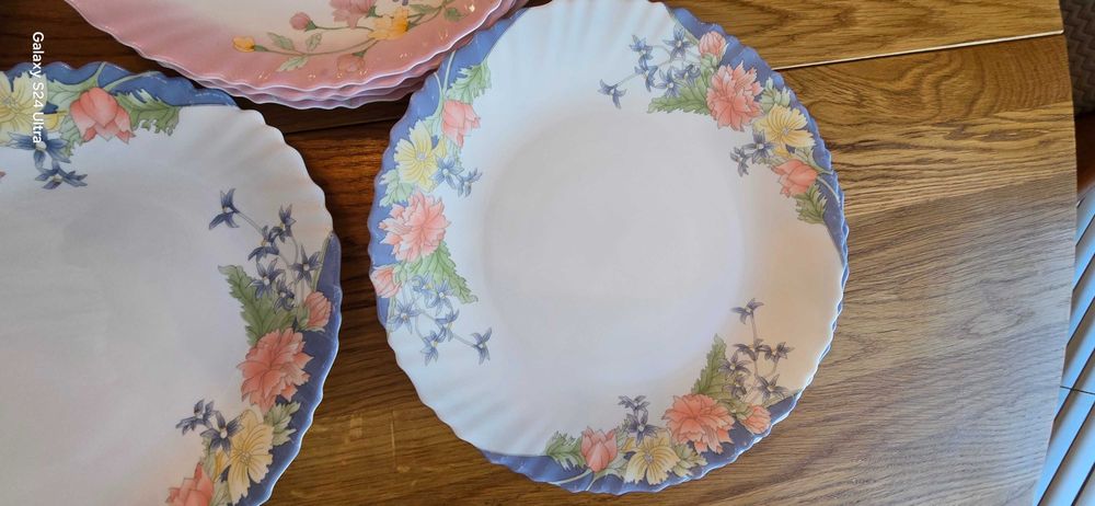 Zestaw obiadowy 23 elementy ARCOPAL Francja