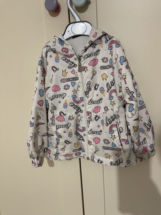 Ветровка для девочки