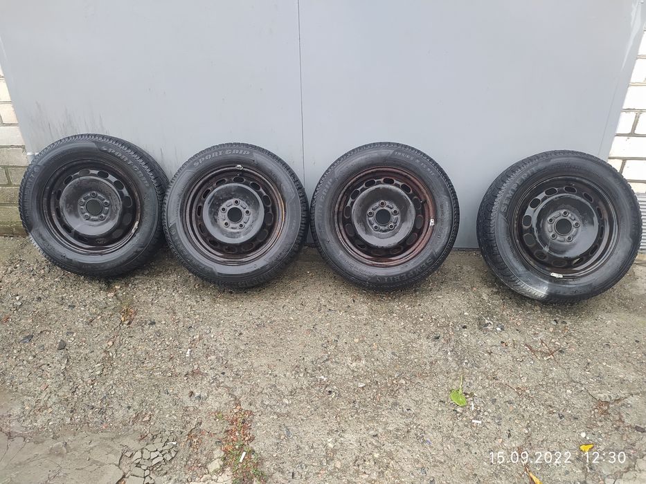 Комплект зимней резины б/у на дисках