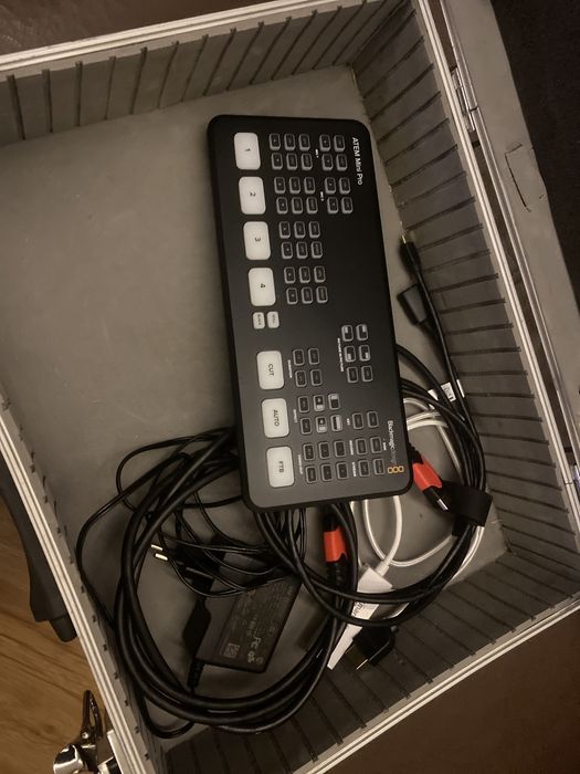 Atem mini pro mikser wideo blackmagic