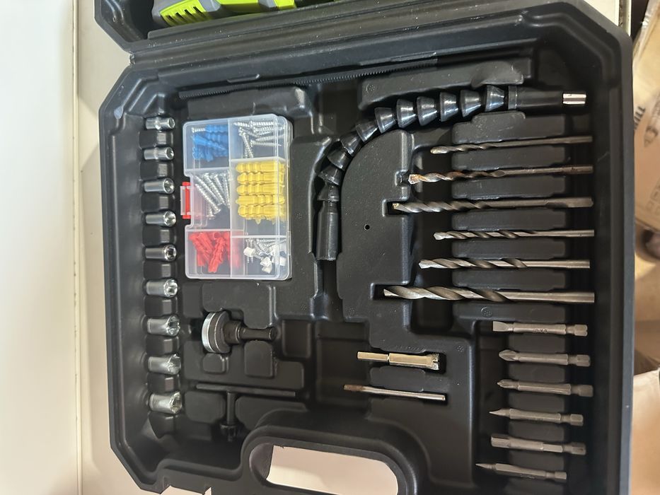 Wiertarko-wkrętarka udarowa DEWINNER Drill 710W