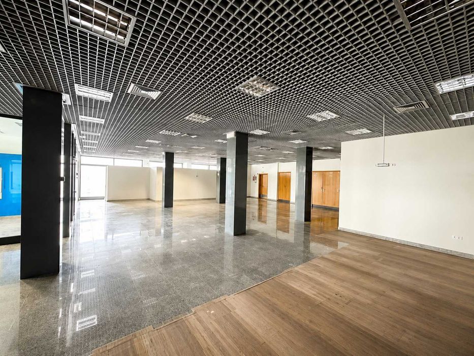 Loja e Espaço Comercial com 360 m² no Centro Histórico de Góis - Excelente Oportunidade de Investimento