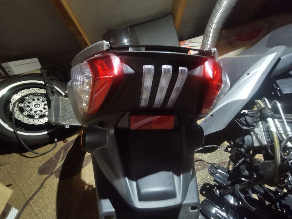 Części skuter daelim xq 1i xq2   125 /250/ $300