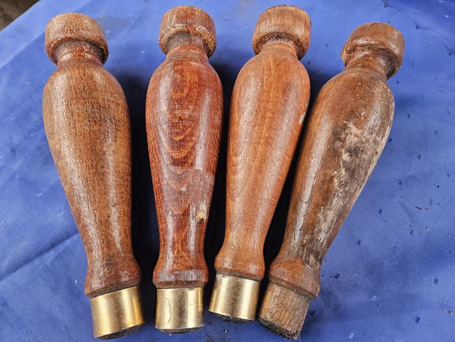 Ніжки мебельні комплект, червоне дерево