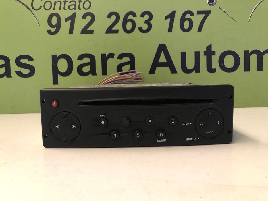 RENAULT KANGOO AUTO RÁDIO CDS - R150